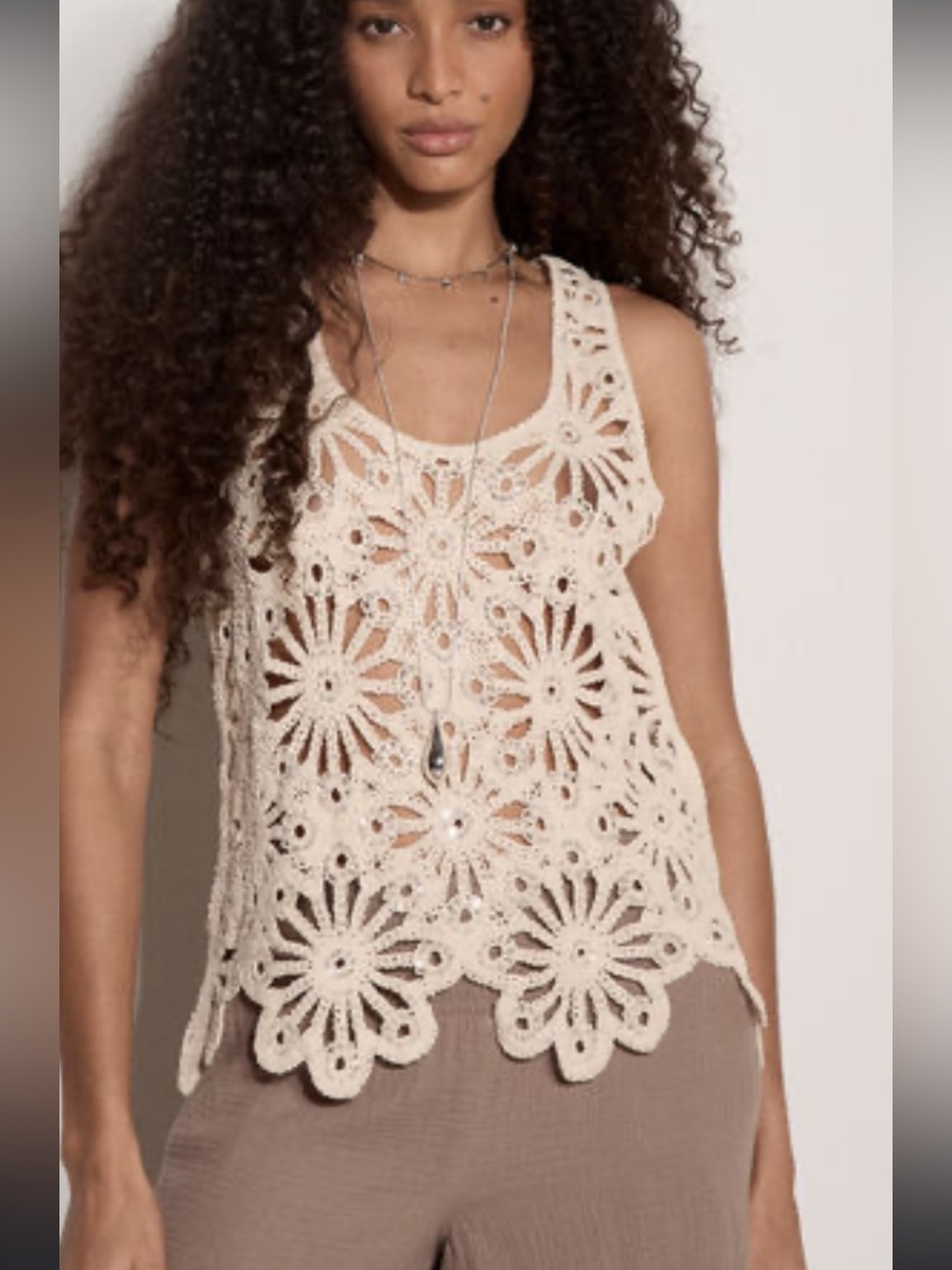 37 Orchard Crochet Floral Lace Tank Top - Cream, XL 🦋